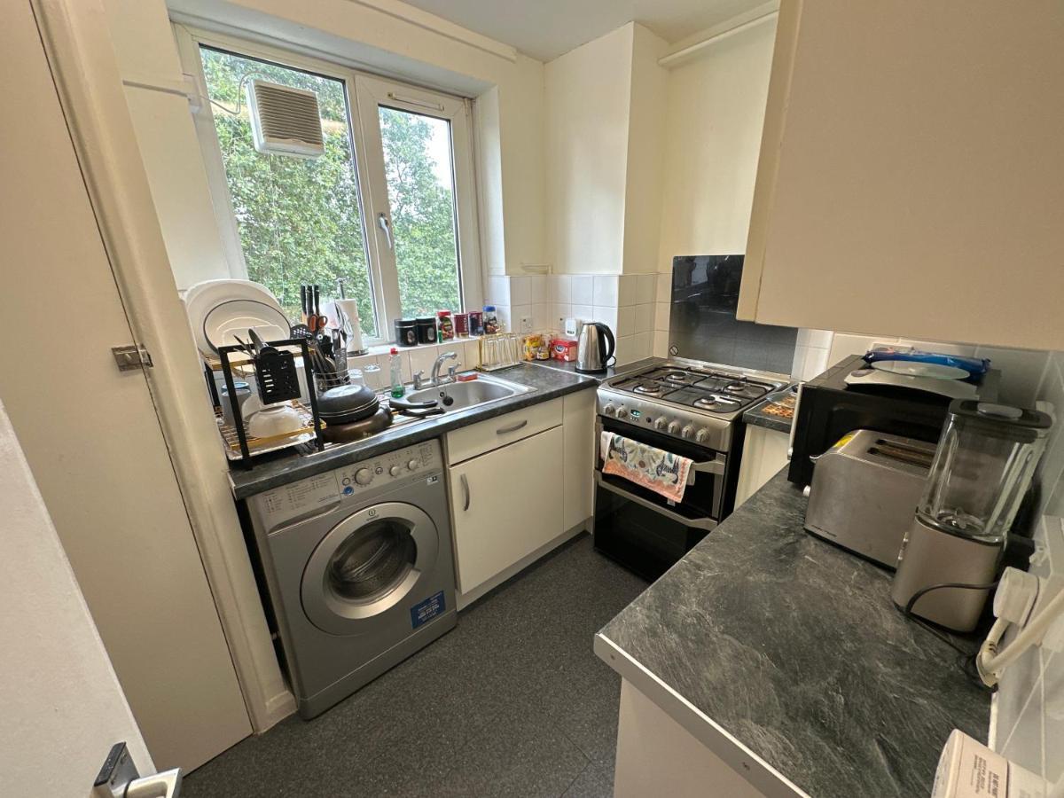 Cozy Room In Shared Home Near Canary Wharf Londra Esterno foto